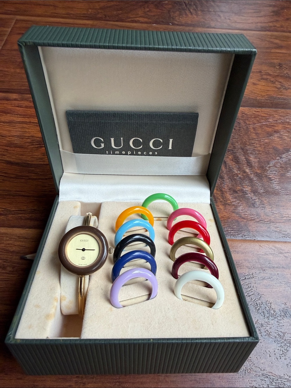 Gucci Women's Watch with Interchangeable Multicolor Bezels